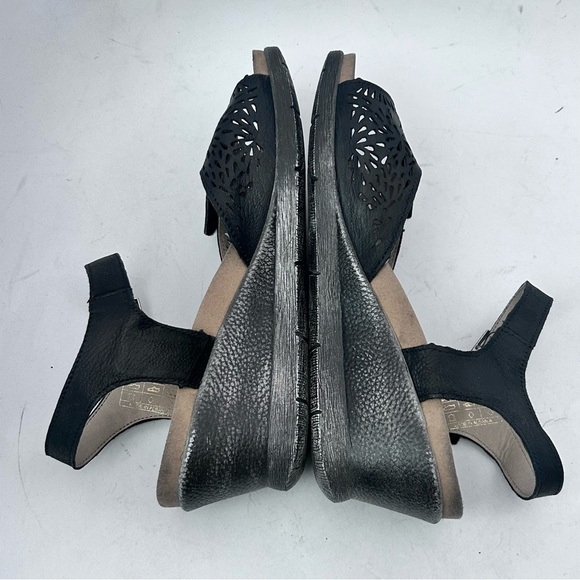ROMIKA Nevis 05 Black Perforated Leather Wedge Heel Sandal Size 39 8.5 - Picture 10 of 12